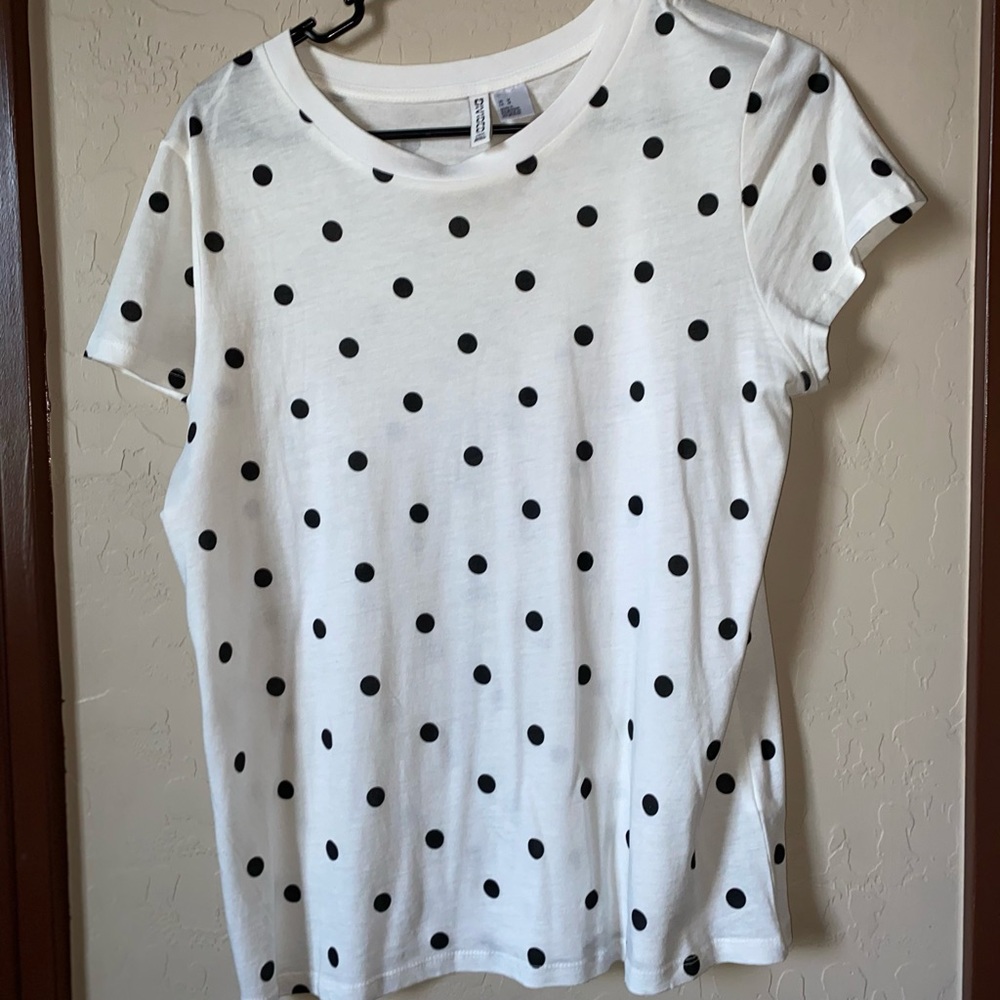 H&M tee